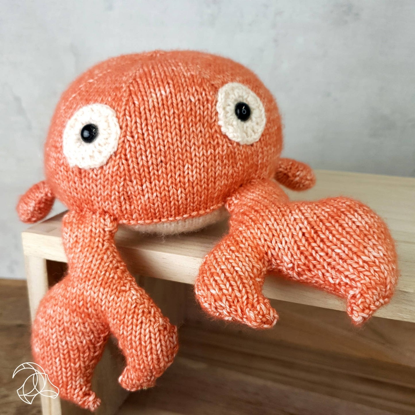 Karel Crab Knitting Kit Handicraft