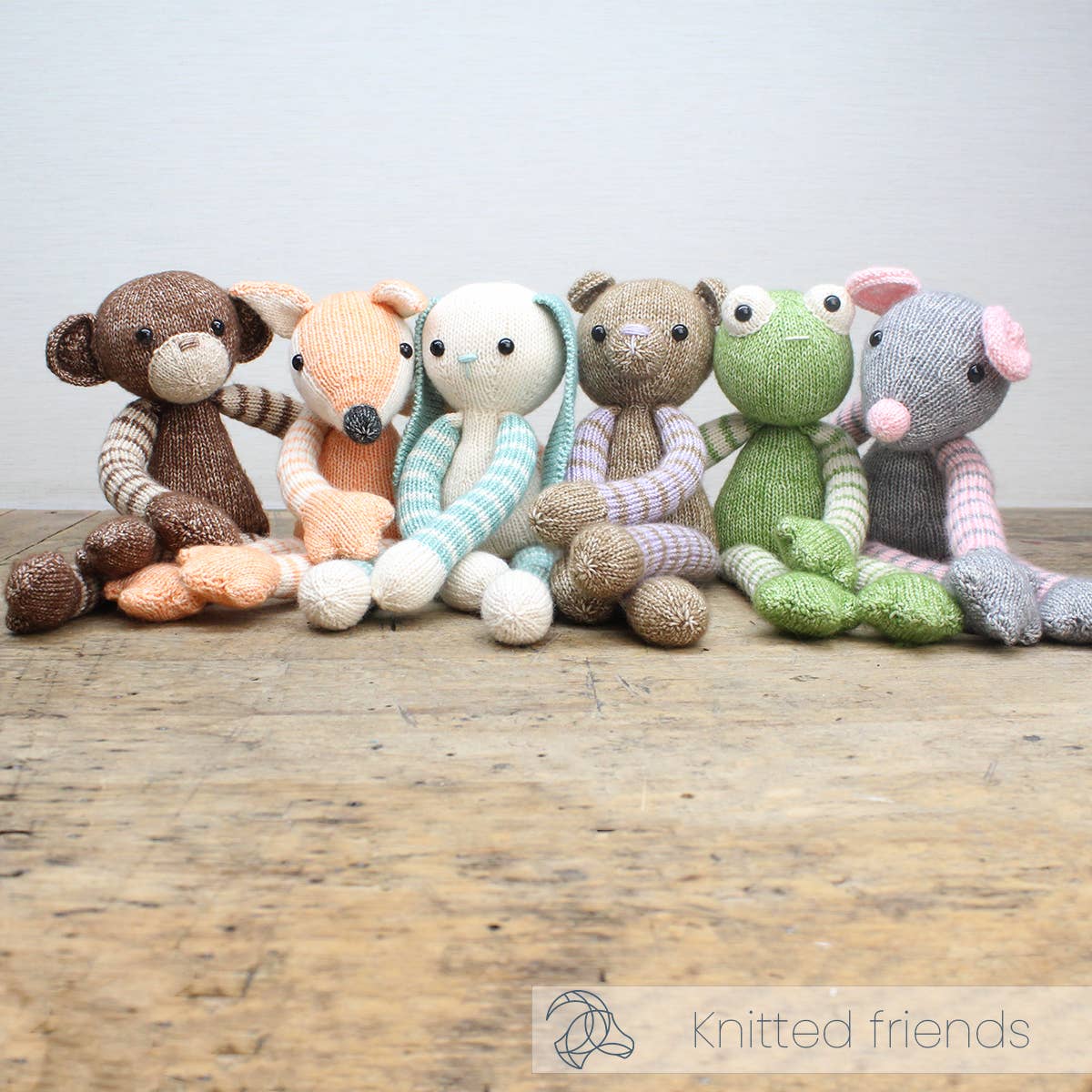 Shelly Rabbit Knitting Kit Handicraft