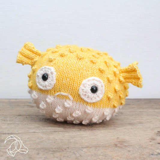 Bart Blowfish Knitting Kit Handicraft