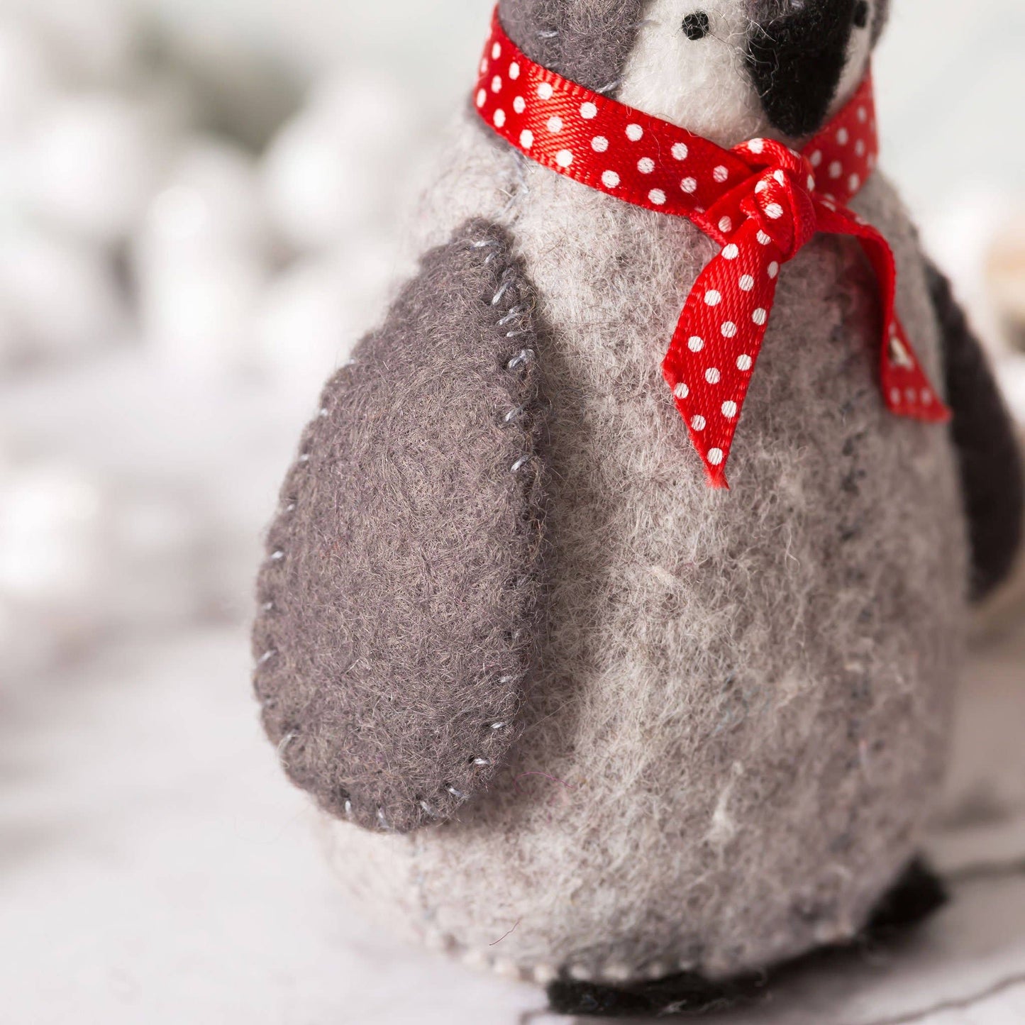 Baby Penguins Felt Craft Kit - Corinne Lapierre