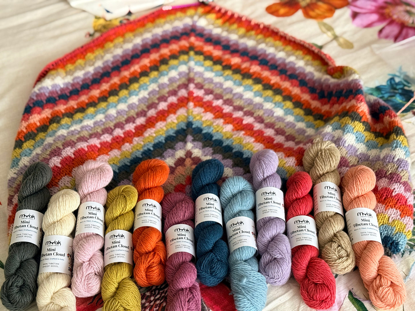 Bao Bao Shawl kit colourful limited edition by MYak