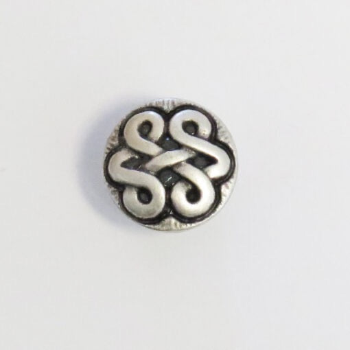 Mental button with Celtic knot design (11mm)