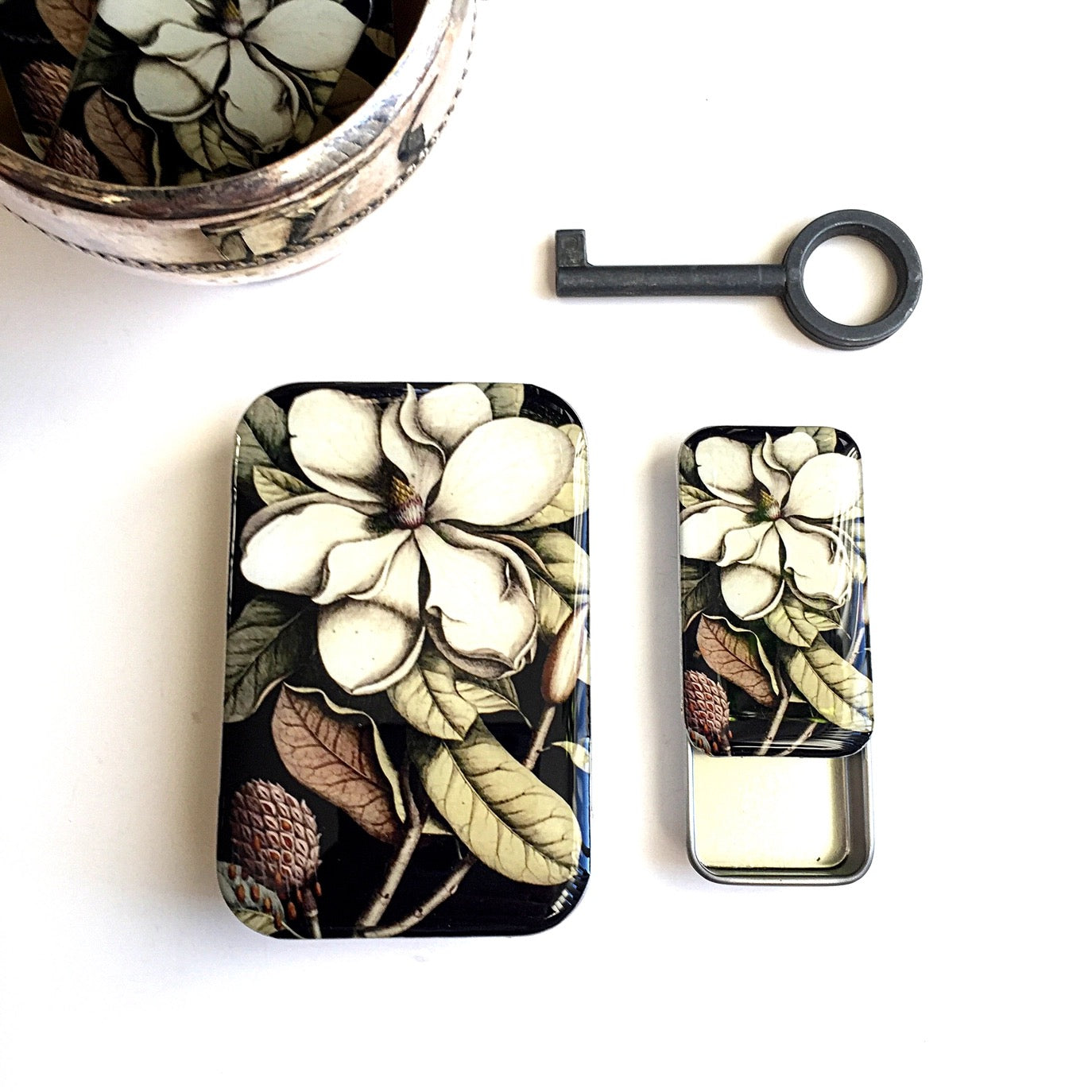 Firefly notes tin with picture detail