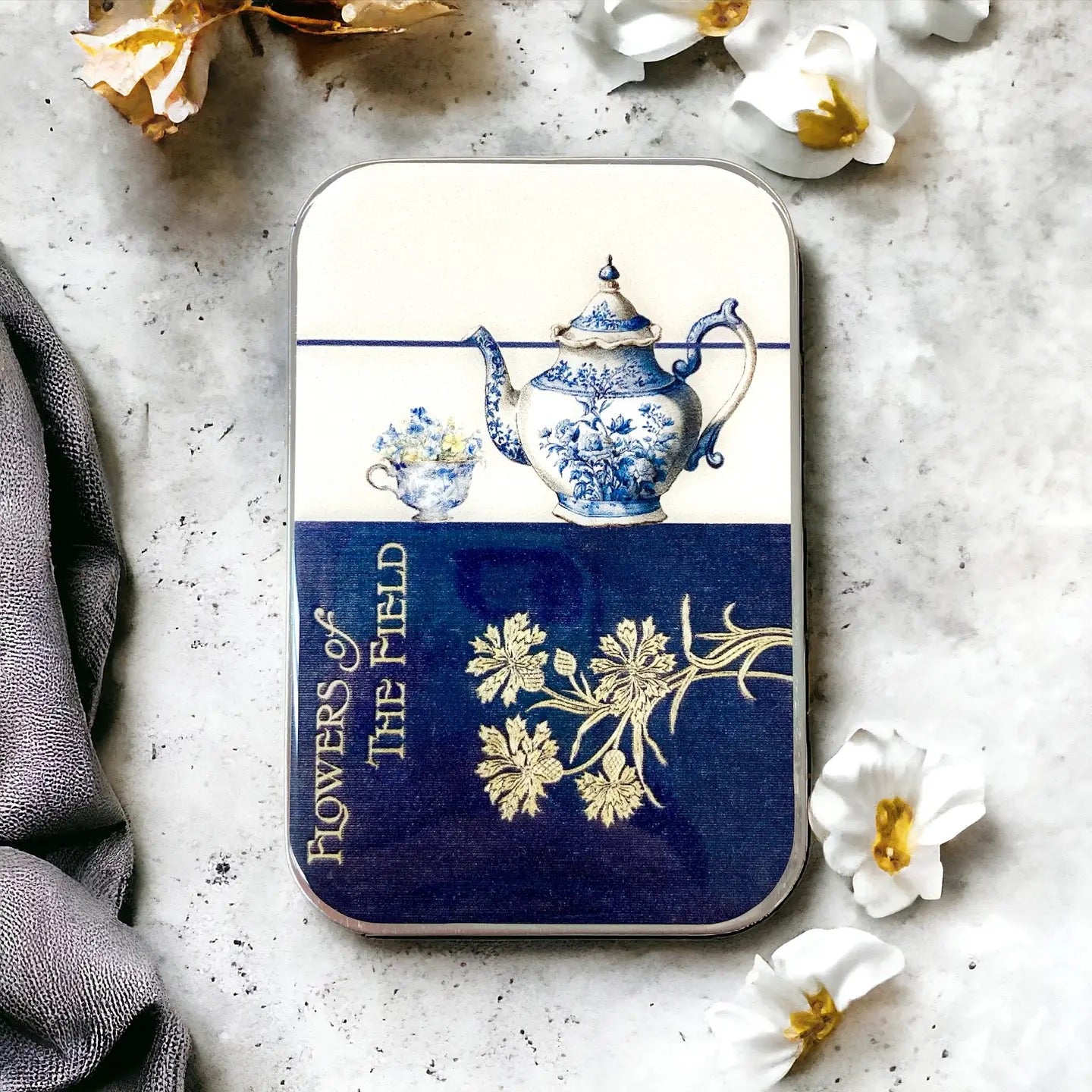 Firefly notes tin with picture detail